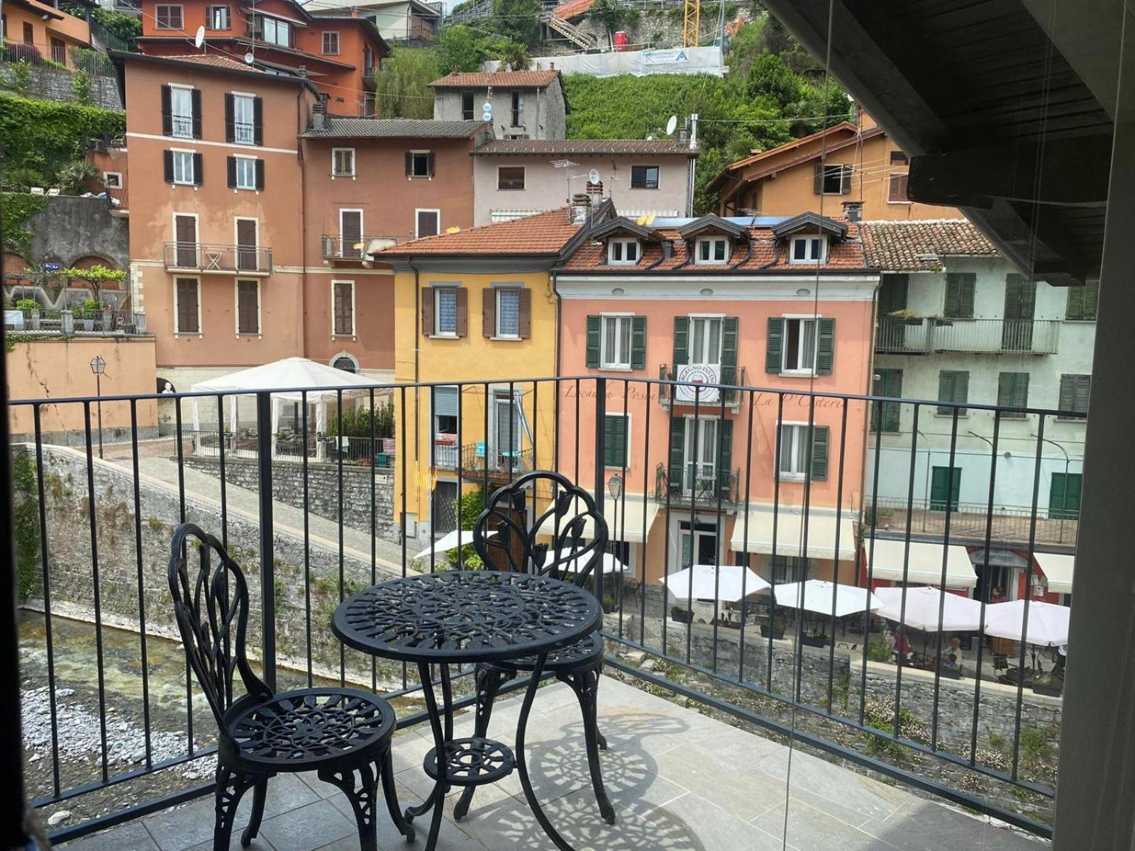 Argegno'S River - Central Apartment Lake View Oda fotoğraf
